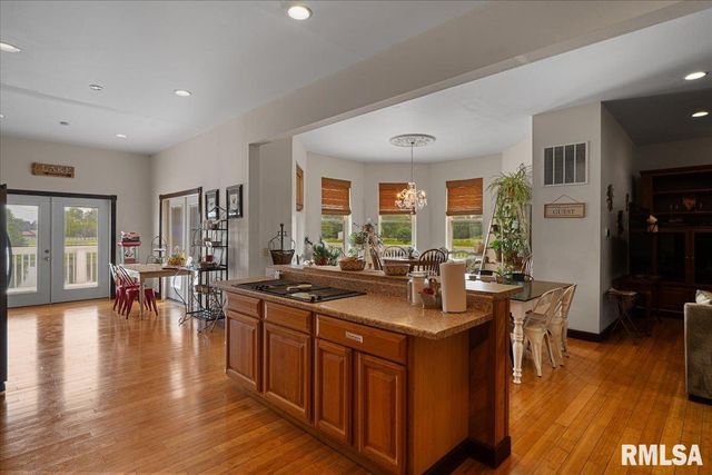 6156 Chautauqua Road, Murphysboro, IL 62966