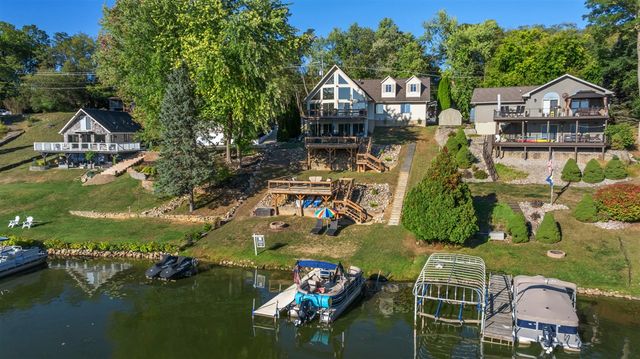 11912 N Waldron Road, Jerome, MI 49249