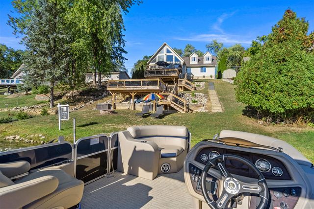 11912 N Waldron Road, Jerome, MI 49249