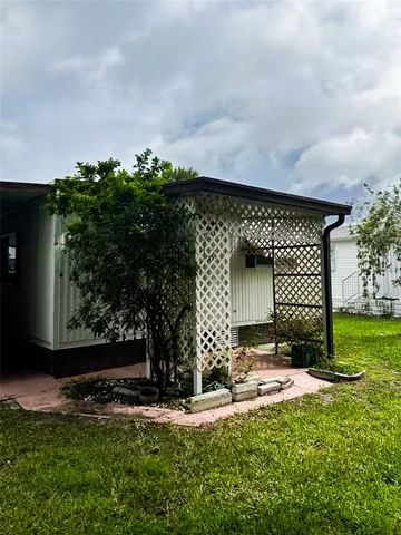 527 EGRET CIRCLE, Micco, FL 32976