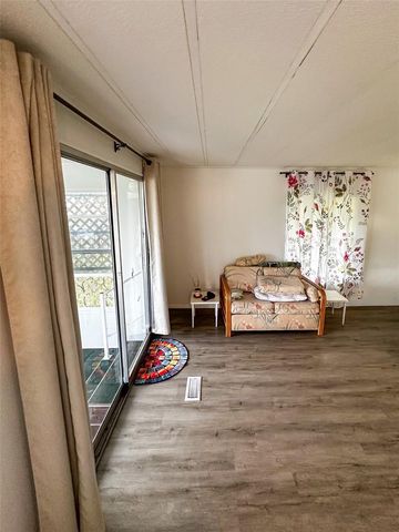 527 EGRET CIRCLE, Micco, FL 32976