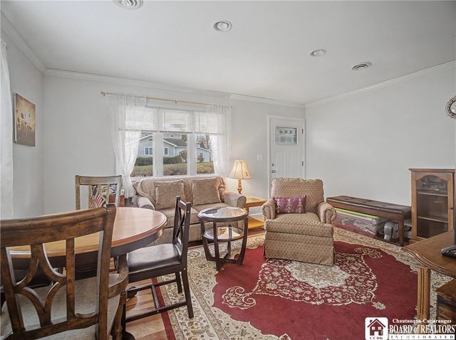 400 Broadhead Avenue, Jamestown, NY 14701