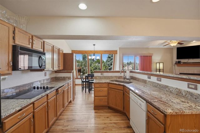 69 Ward Court, Lakewood, CO 80228
