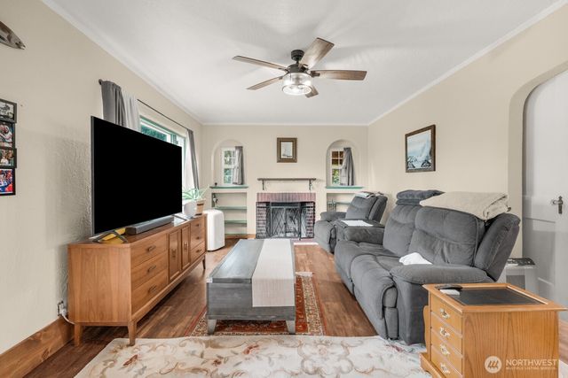 1804 E Terrace Way, Kelso, WA 98626