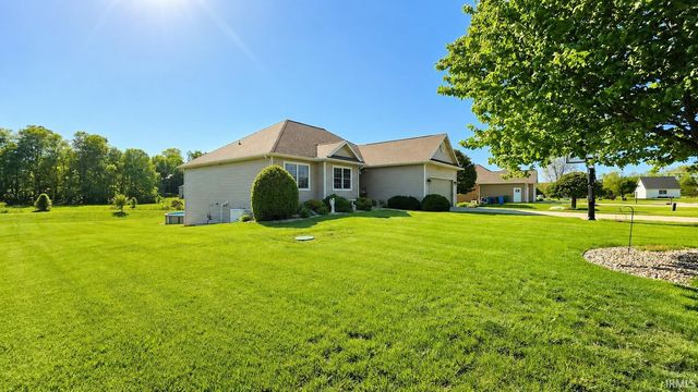 3388 S Coulter Creek Drive, Laporte, IN 46350