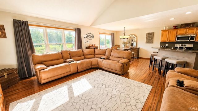 3388 S Coulter Creek Drive, Laporte, IN 46350