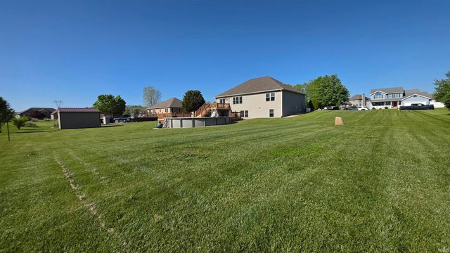 3388 S Coulter Creek Drive, Laporte, IN 46350