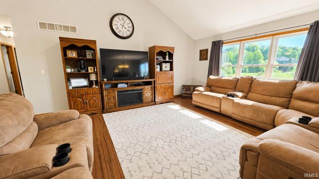 3388 S Coulter Creek Drive, Laporte, IN 46350