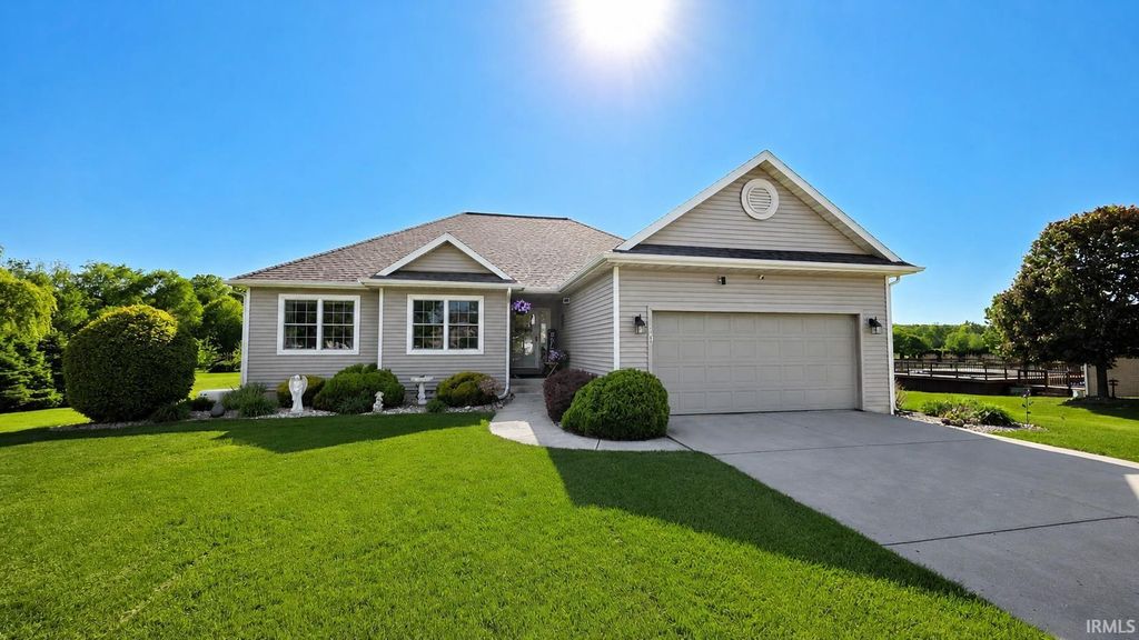 3388 S Coulter Creek Drive, Laporte, IN 46350