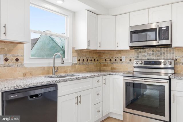 178 STONEGATE DR, Frederick, MD 21702