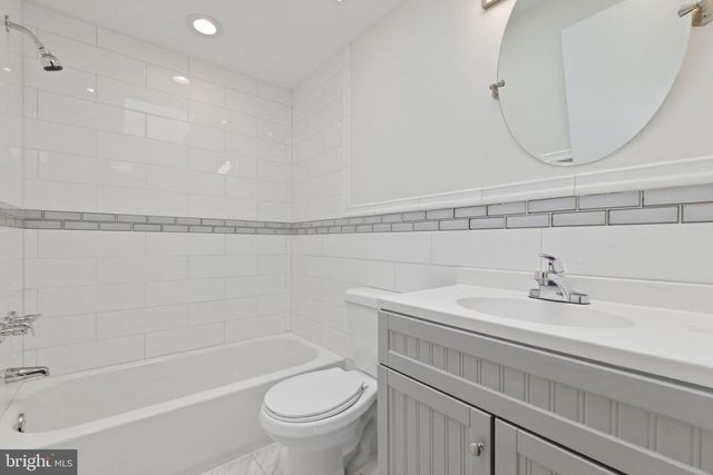 178 STONEGATE DR, Frederick, MD 21702