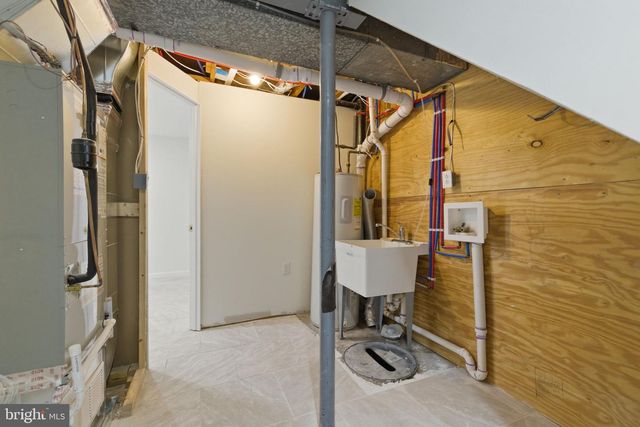 178 STONEGATE DR, Frederick, MD 21702