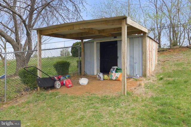 178 STONEGATE DR, Frederick, MD 21702