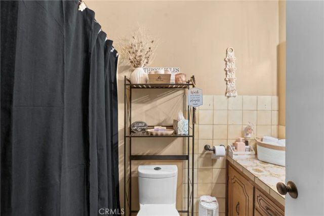 1884 Teakwood, Santa Maria, CA 93455