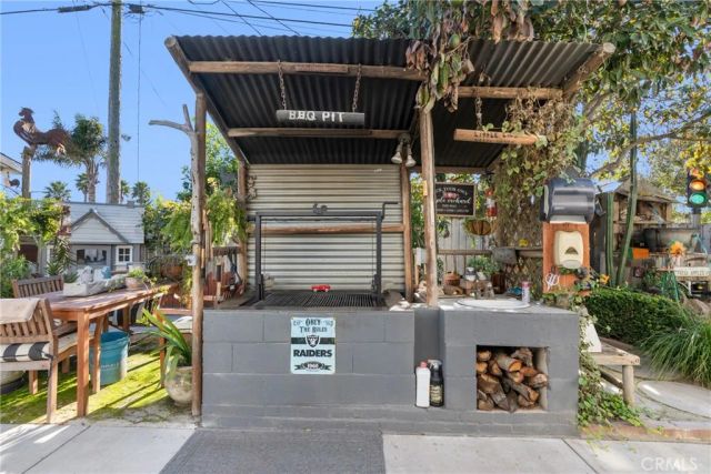 1884 Teakwood, Santa Maria, CA 93455