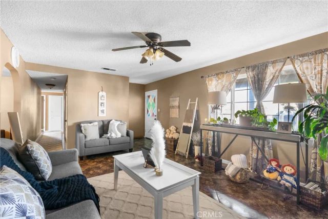 1884 Teakwood, Santa Maria, CA 93455