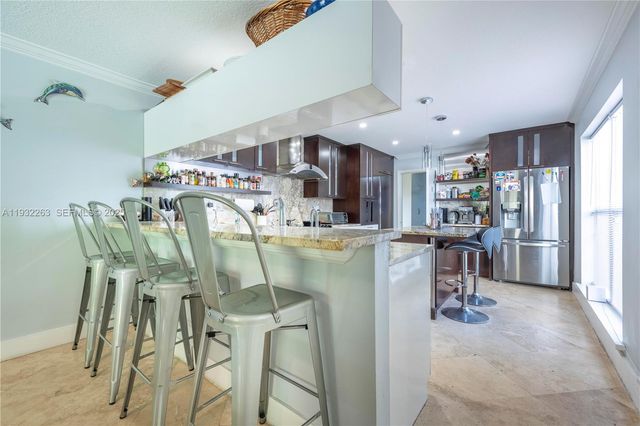 4093 NW 1st Pl, Deerfield Beach, FL 33442