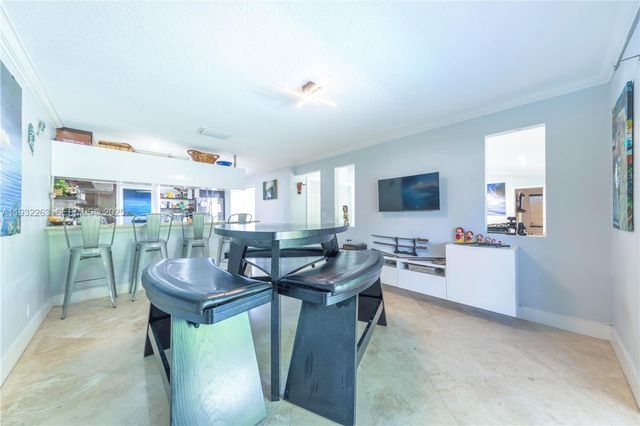 4093 NW 1st Pl, Deerfield Beach, FL 33442