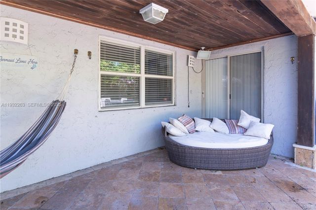 4093 NW 1st Pl, Deerfield Beach, FL 33442