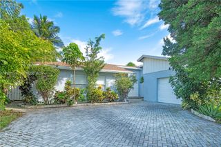 4093 NW 1st Pl, Deerfield Beach, FL 33442