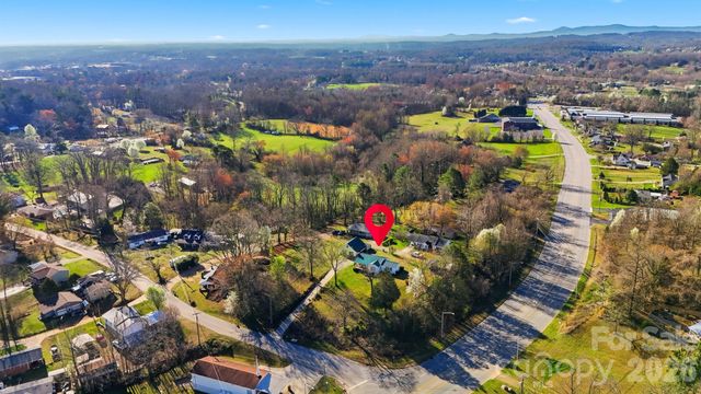 1406 Walt Arney Road SW, Lenoir, NC 28645