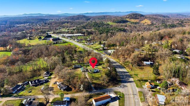 1406 Walt Arney Road SW, Lenoir, NC 28645