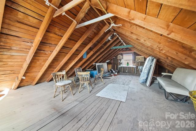 1406 Walt Arney Road SW, Lenoir, NC 28645