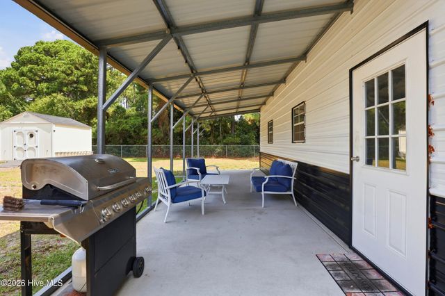 709 Inlet Acres Drive, Wilmington, NC 28412