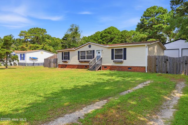 709 Inlet Acres Drive, Wilmington, NC 28412