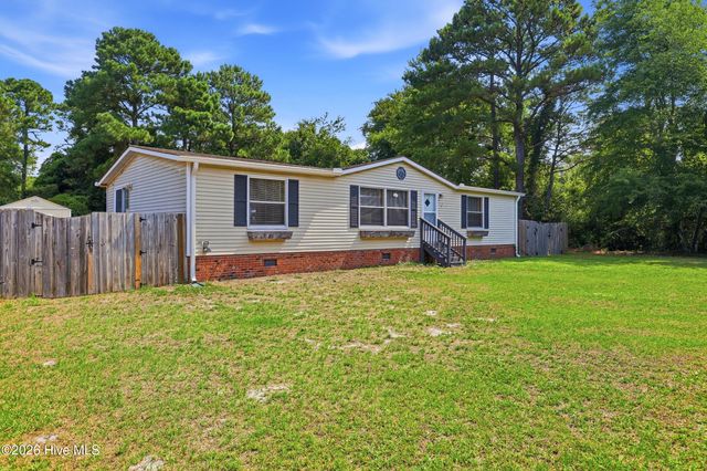 709 Inlet Acres Drive, Wilmington, NC 28412