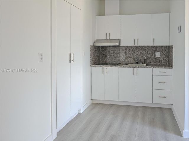 2669 SW 9th St 5, Miami, FL 33135