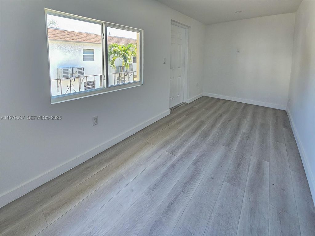 2669 SW 9th St 5, Miami, FL 33135