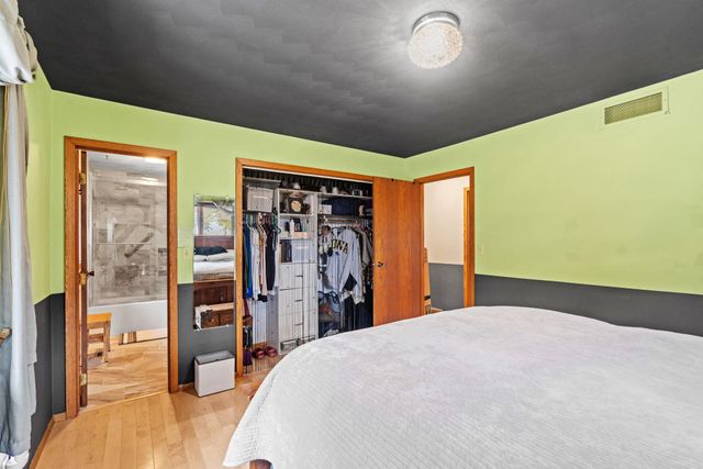 74500 240th Street, Albert Lea, MN 56007