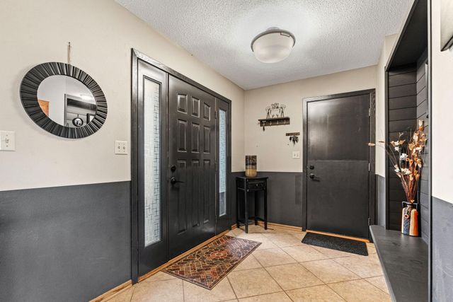 74500 240th Street, Albert Lea, MN 56007