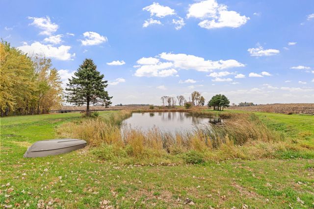 74500 240th Street, Albert Lea, MN 56007