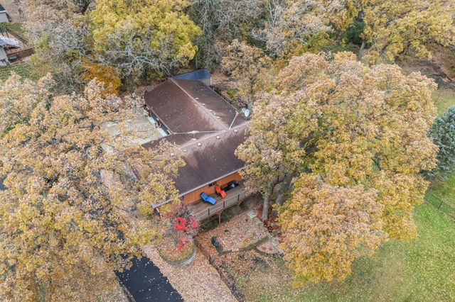 74500 240th Street, Albert Lea, MN 56007