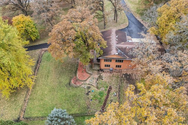 74500 240th Street, Albert Lea, MN 56007