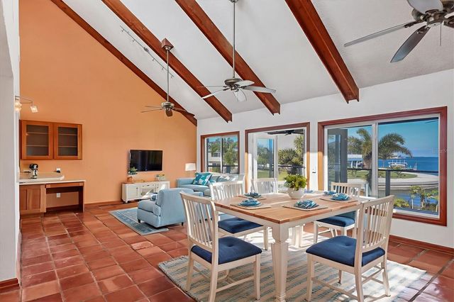 3601 COQUINA KEY DRIVE SE, St Petersburg, FL 33705