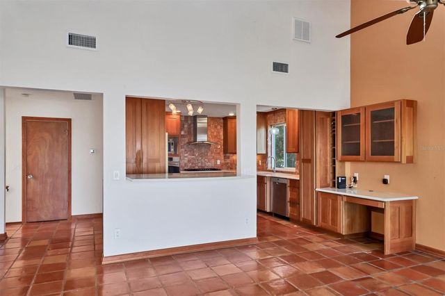 3601 COQUINA KEY DRIVE SE, St Petersburg, FL 33705