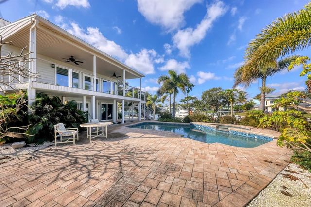 3601 COQUINA KEY DRIVE SE, St Petersburg, FL 33705