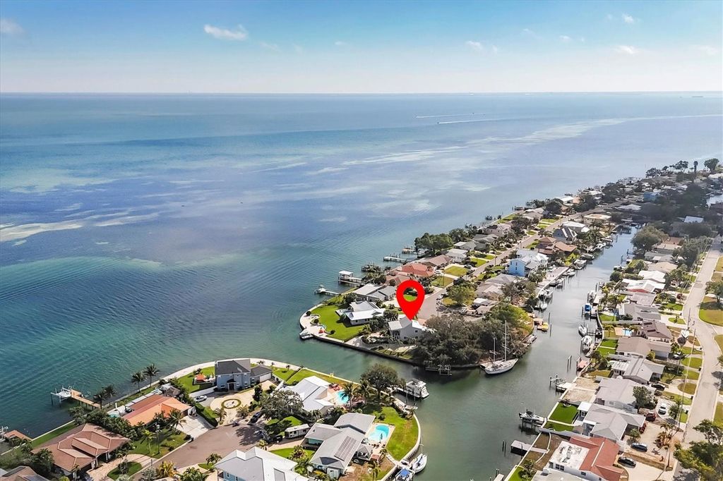 3601 COQUINA KEY DRIVE SE, St Petersburg, FL 33705