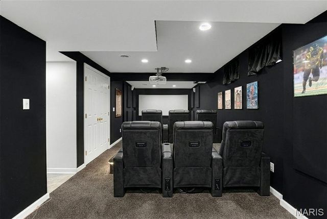 32 Hickory Valley Court, Wildwood, MO 63011