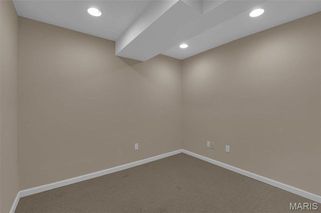 32 Hickory Valley Court, Wildwood, MO 63011