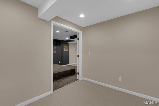 32 Hickory Valley Court, Wildwood, MO 63011