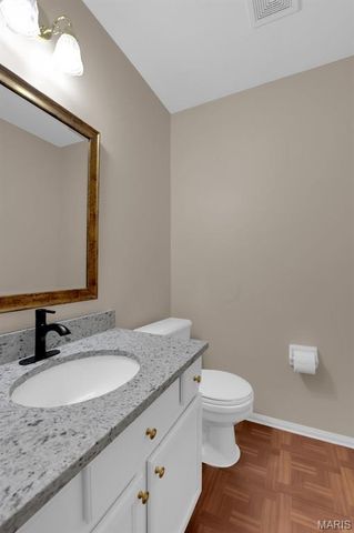 32 Hickory Valley Court, Wildwood, MO 63011