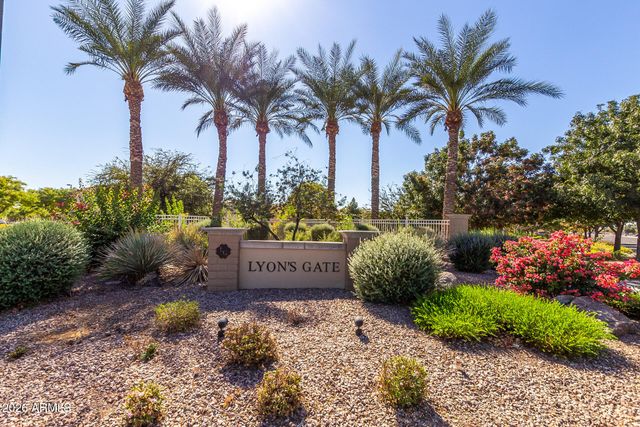 3317 E CARLA VISTA Drive, Gilbert, AZ 85295