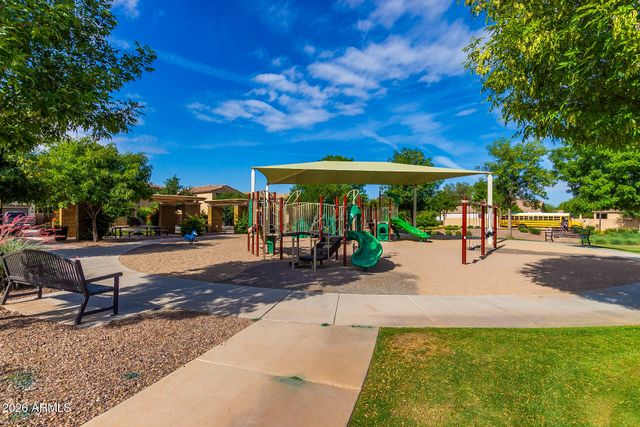 3317 E CARLA VISTA Drive, Gilbert, AZ 85295