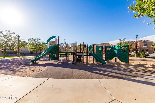 3317 E CARLA VISTA Drive, Gilbert, AZ 85295