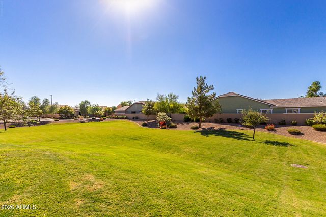 3317 E CARLA VISTA Drive, Gilbert, AZ 85295