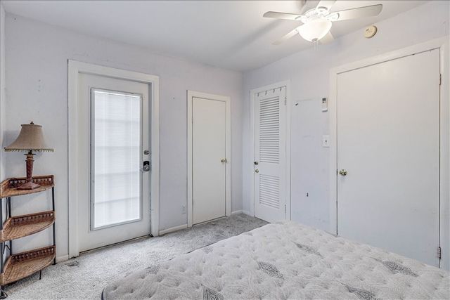 141 W White Ave, Port Aransas, TX 78373
